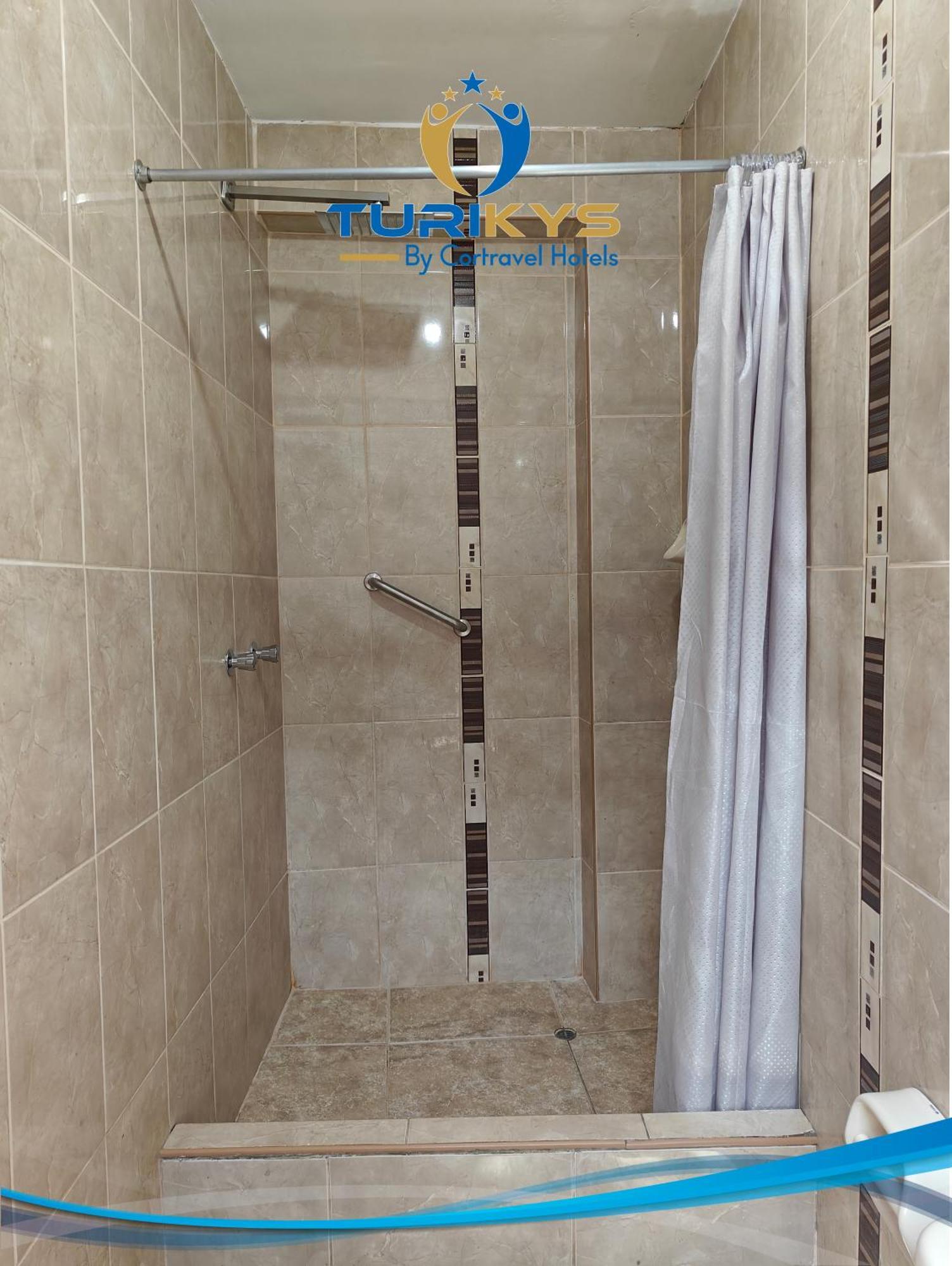 Hotel Turikys Churin Pokój zdjęcie